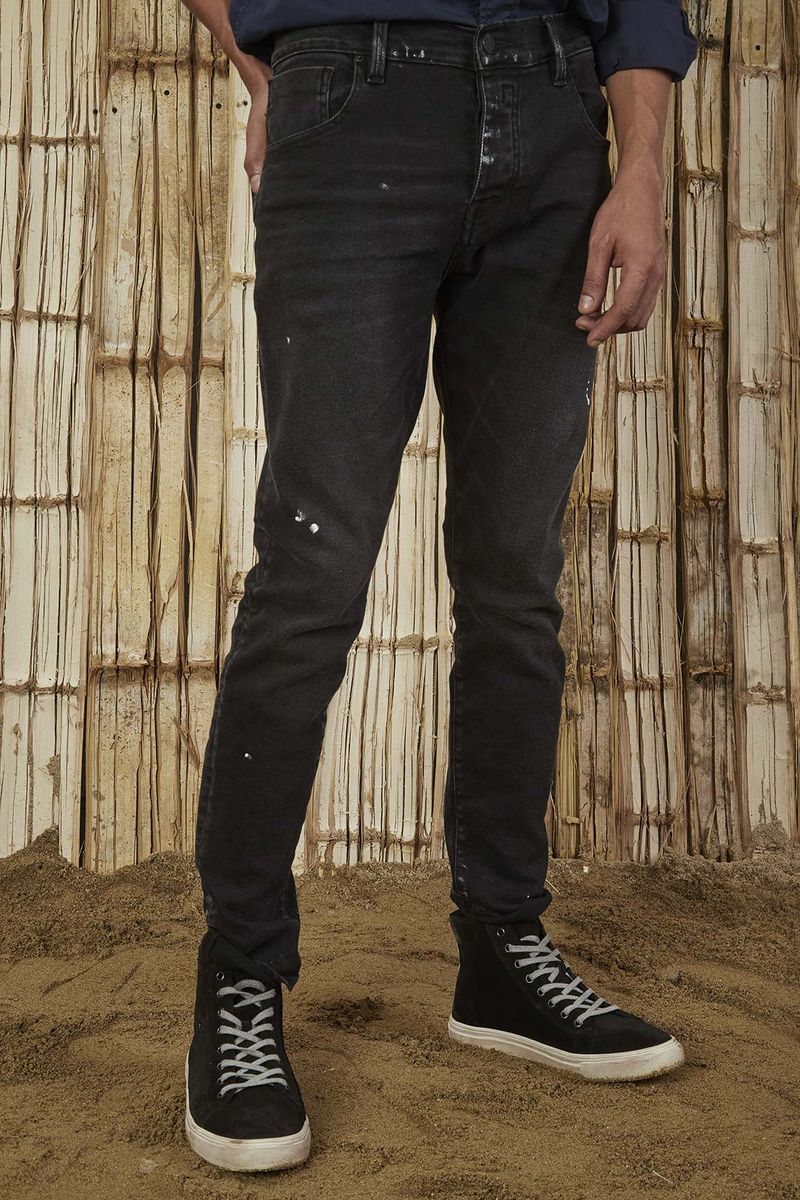 jeans-para-hombre-tennis-negro