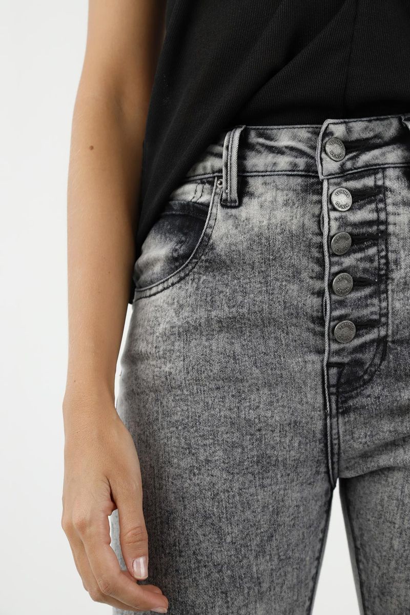 jeans-para-mujer-tennis-gris