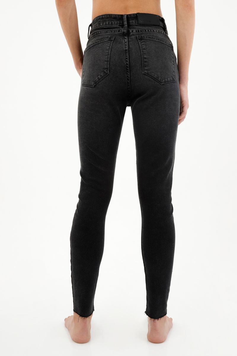 jeans-para-mujer-tennis-negro