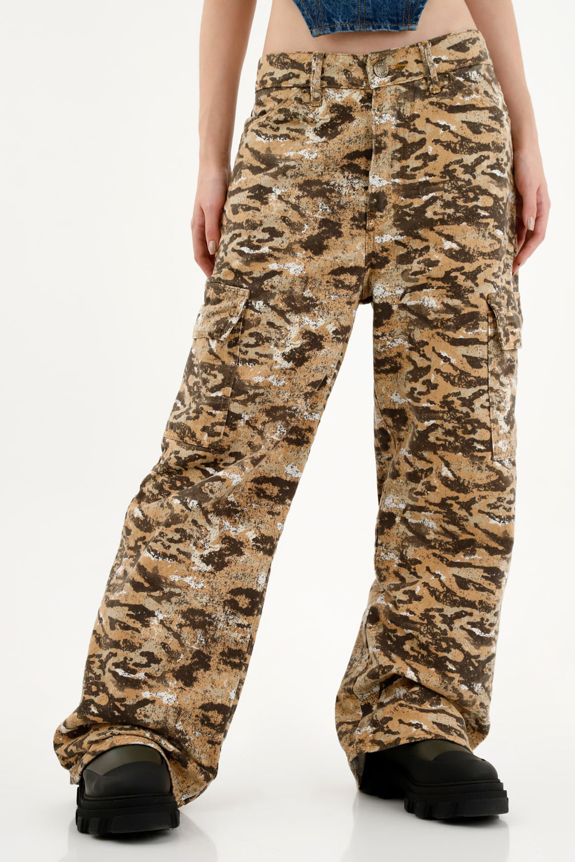 Pantalon best sale tipo camuflado