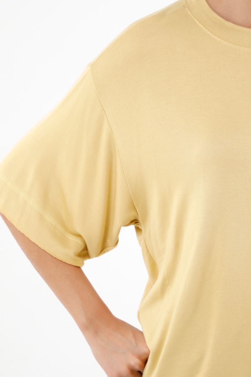 tshirt-para-mujer-topmark-amarillo