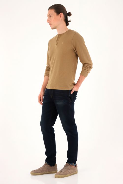 Camiseta manga larga café para hombre