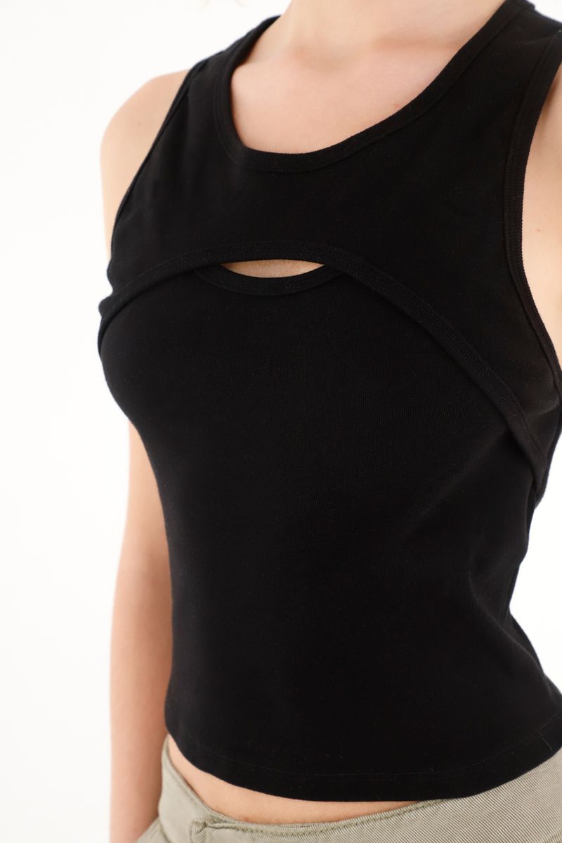 tshirt-para-mujer-topmark-negro