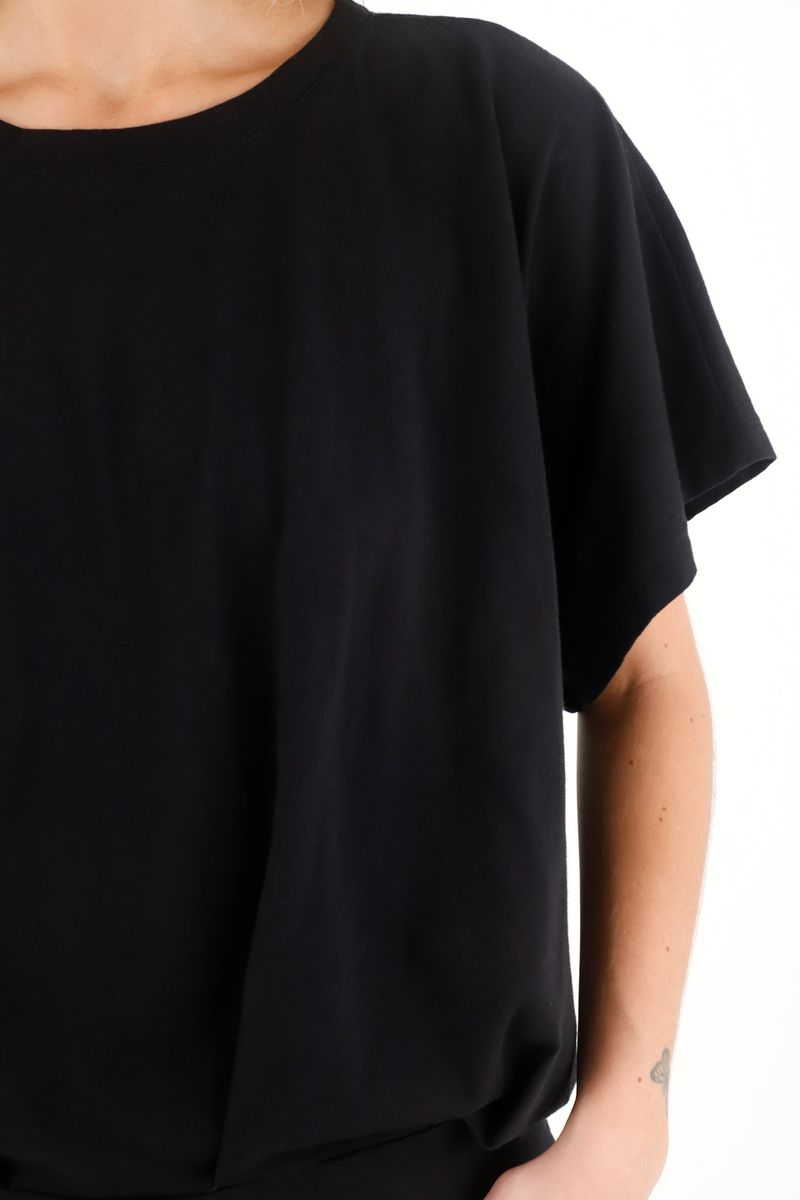 tshirt-para-mujer-topmark-negro