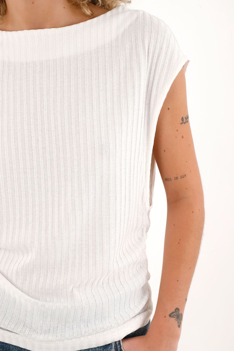 tshirt-para-mujer-topmark-crudo