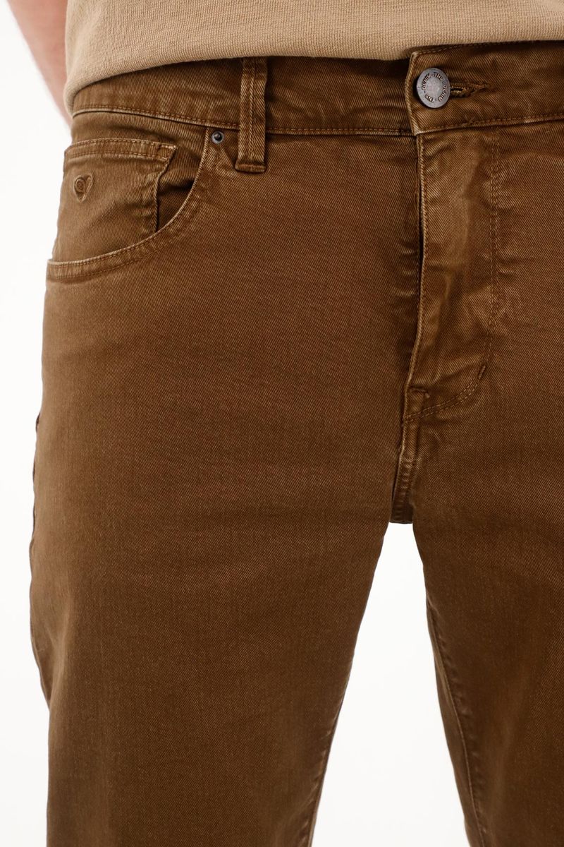 pantalones-para-hombre-tennis-cafe
