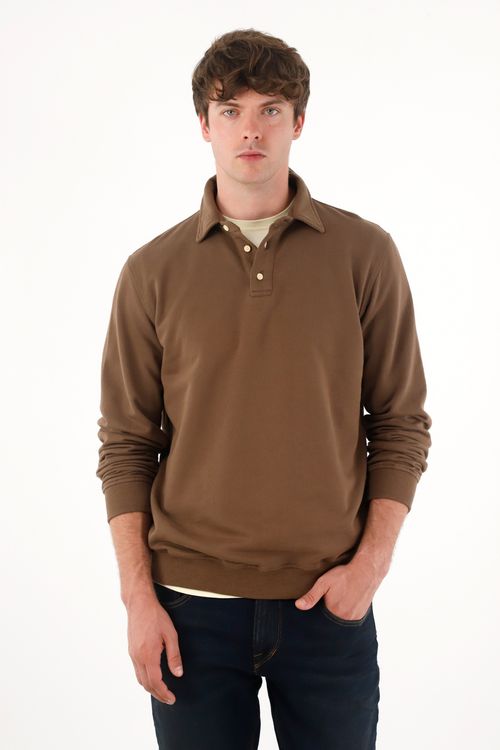 Buzo tipo polo café para hombre