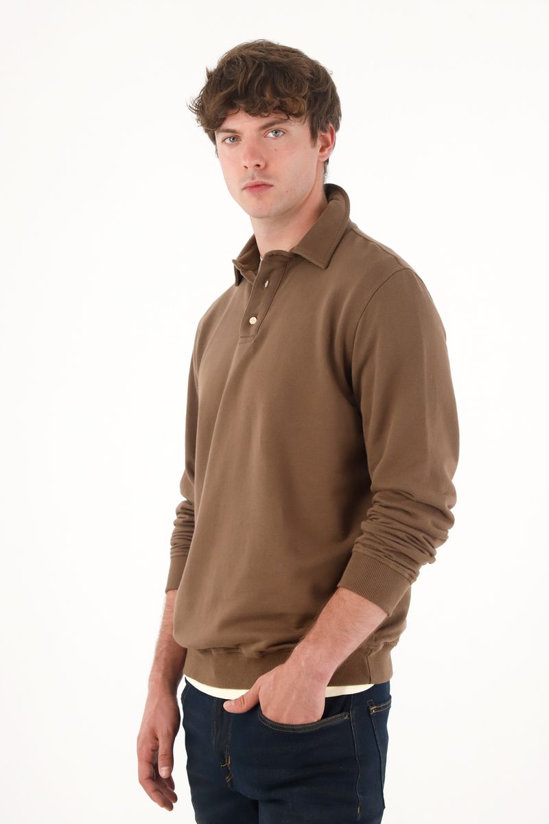 Buzo tipo polo café para hombre