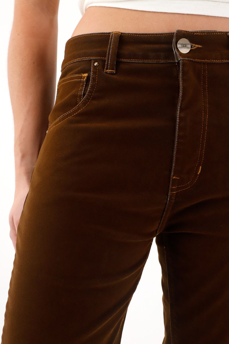 jeans-para-mujer-tennis-cafe