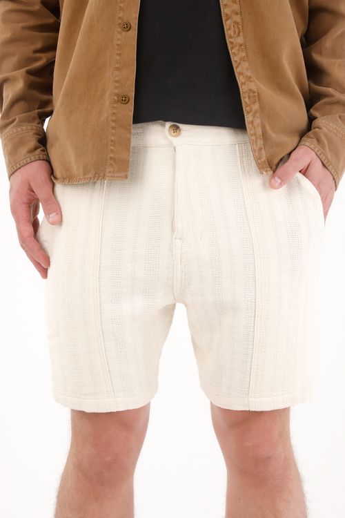 Bermuda en tela con textura crudo para hombre