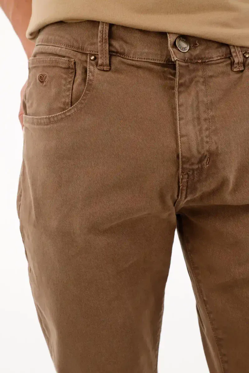 pantalones-para-hombre-tennis-gris