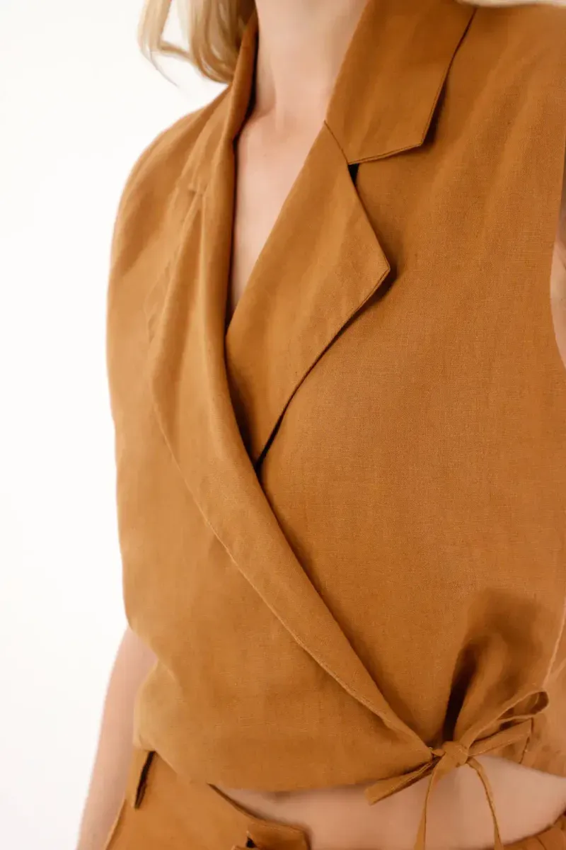 chaleco-para-mujer-tennis-cafe