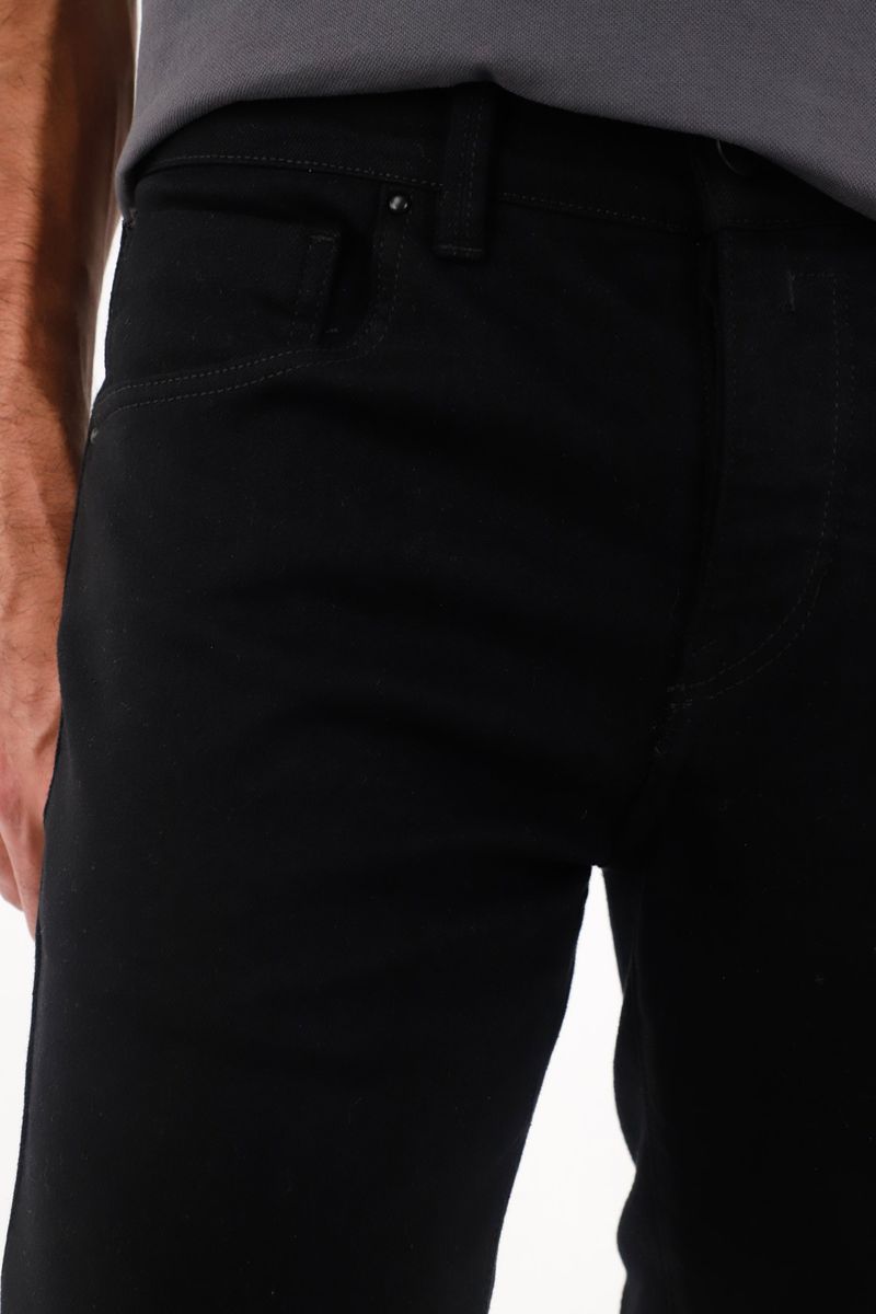 jeans-para-hombre-tennis-negro