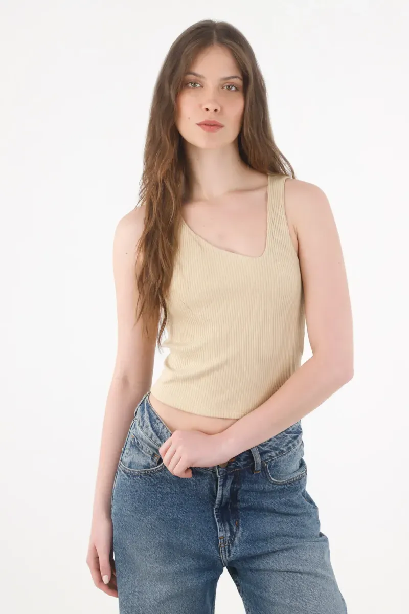 tshirt-para-mujer-topmark-crudo